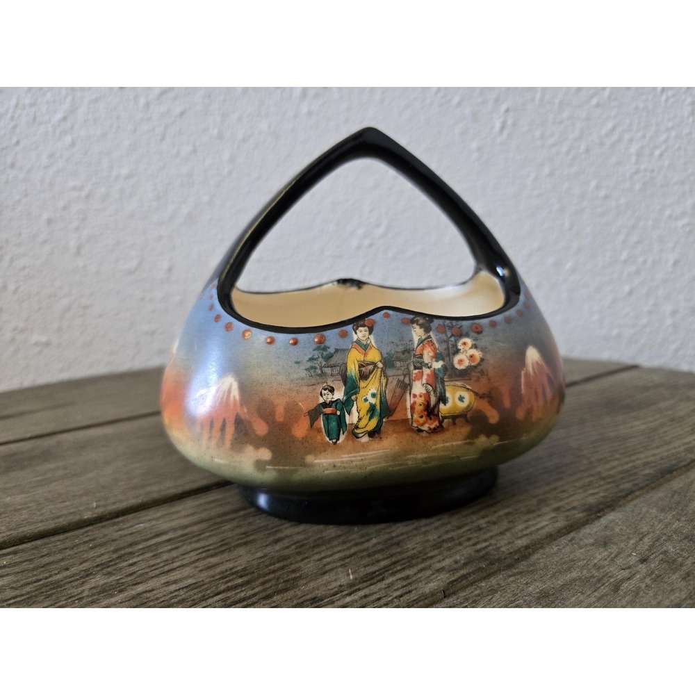 Vintage Czechoslovakia Hand Painted Asian Oriental Scene Ceramic Basket Trinket